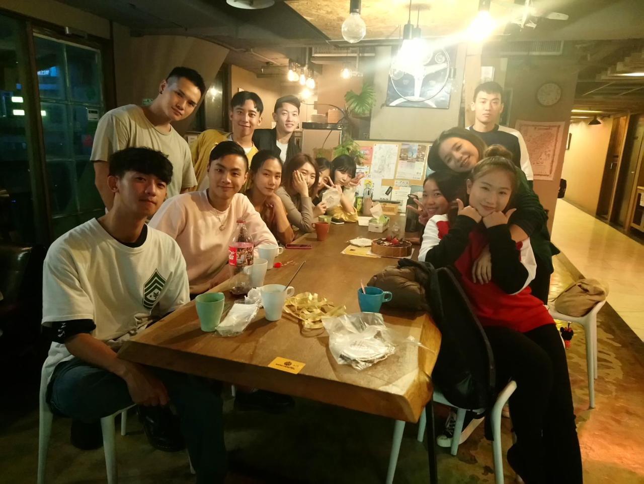 Ximen Wow Hostel Taipei Exteriör bild